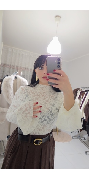 Blusa velata